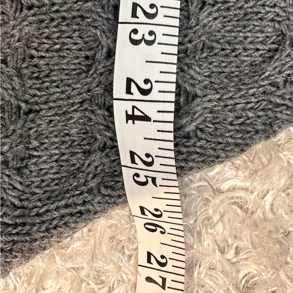 Cable Knit Poncho Sweater - Gray - Picture 9 of 10